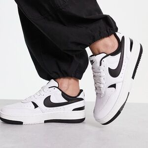 Never Worn Nike Gamma Force sneakers in white & black